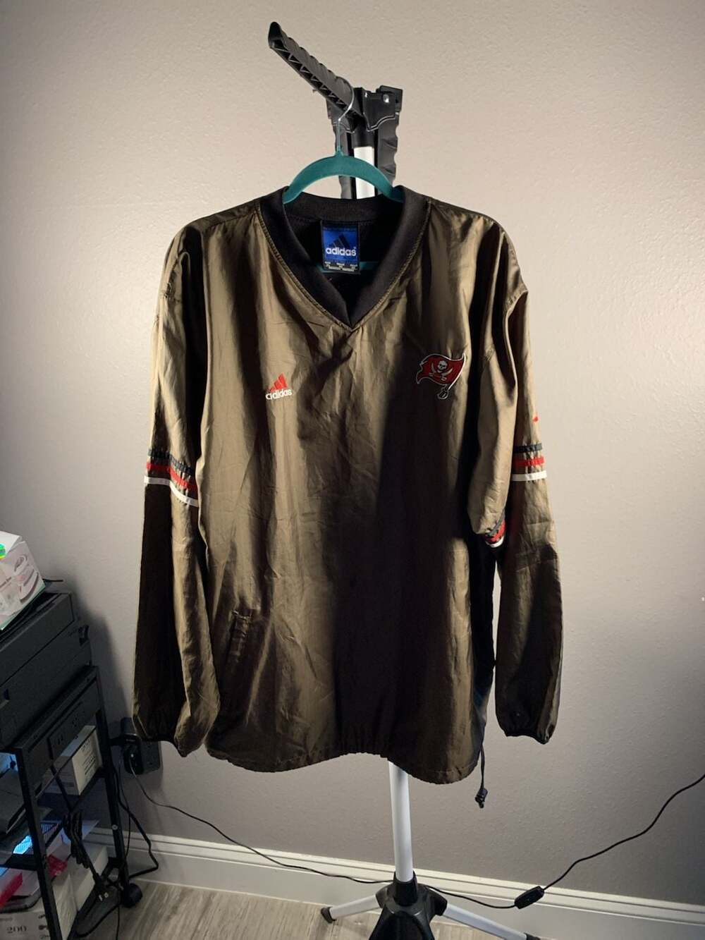 Vintage 90s Adidas Tampa Bay Buccaneers NFL V-Neck Pullover Windbreaker Jacket X